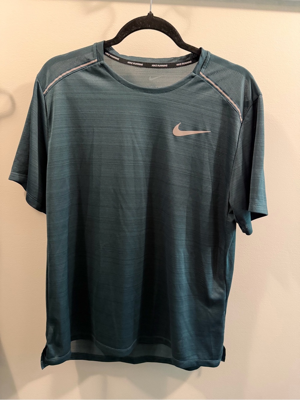 Nike Men’s Teal Athletic Short-Sleeve Shirt